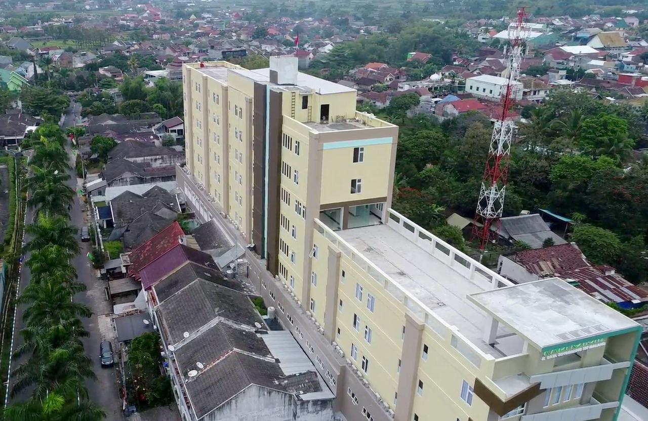 Syariah Radho Hotel Sengkaling Malang Exterior photo